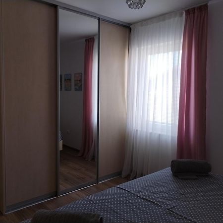 Family Apartment B&B Biograd Na Moru Exteriör bild